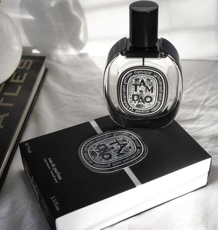 Shop Diptyque Tam Dao EDP (75 ml) Online from Beautiful